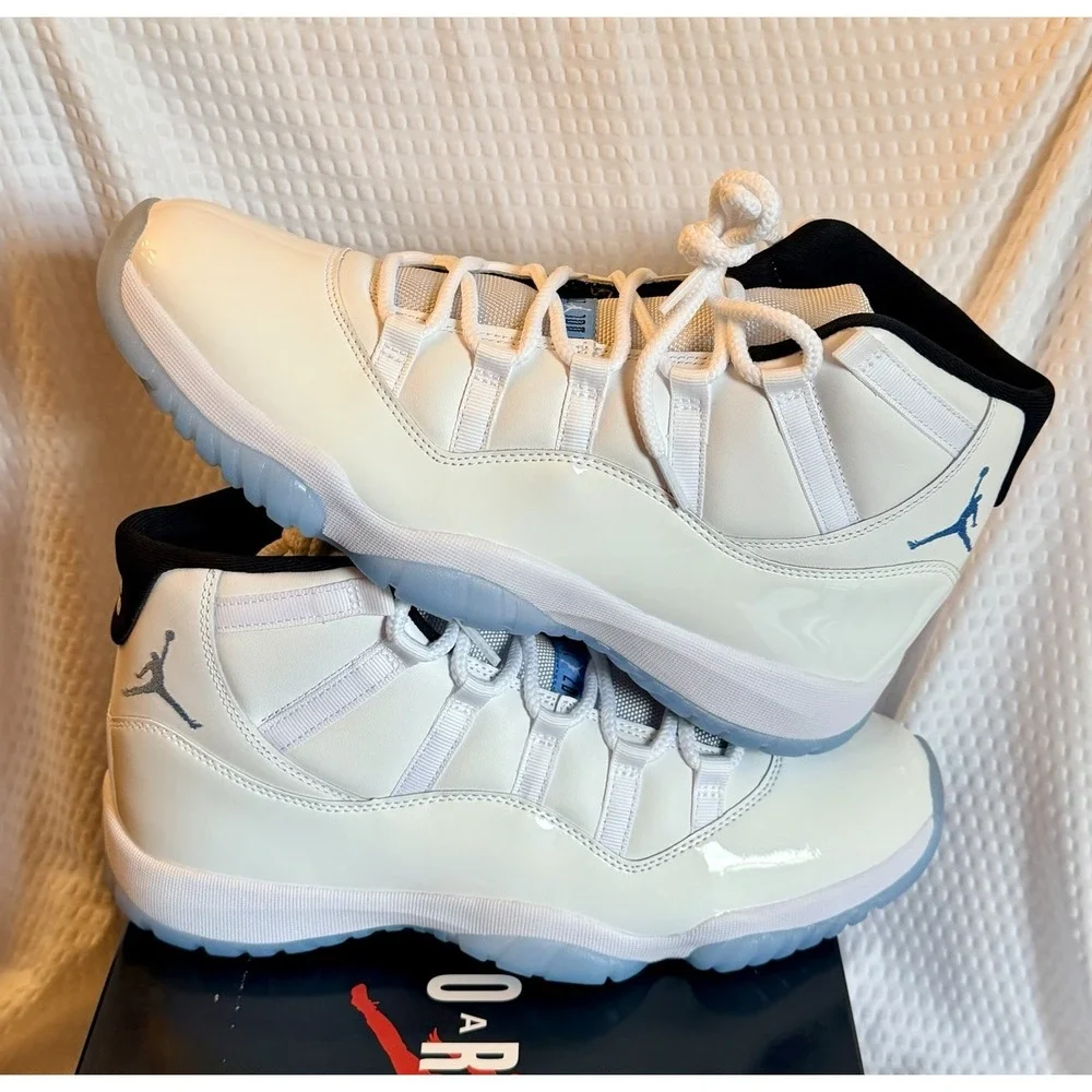 Air Jordan 11 Retro White/Legend Blue    CT 8012-104 Men's Sz 11 NIB